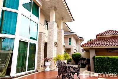 Houses for rent Chonburi : 4 Bedroom Villa for rent in Nong Prue, Chon Buri  6684580