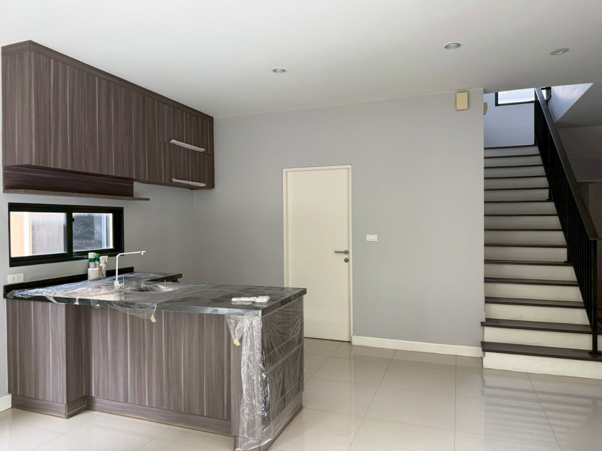 picture 🏡 Like a Brand-New Home Waiting for Its First Owner , Premium view - 3/16