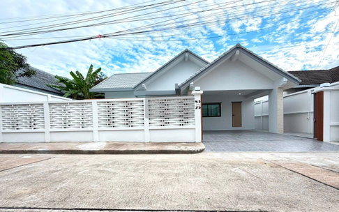 For Sale House , Areeya Villa - Pattaya , Nong Prue , Bang Lamung , Chon Buri , CX-169531 ✅ Live chat with us ADD LINE @connexproperty ✅