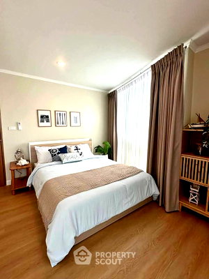 คอนโดให้เช่า : คอนโด 3 ห้องนอน Modern Home Tower Condominium ใกล้ MRT วัดมังกร (ID 3206625)