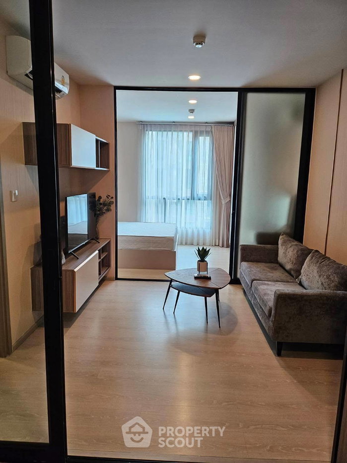 picture 2-BR Condo At Knightsbridge Phaholyothin Interchange (ID 3204675) - 1/14