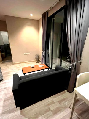 Condos for rent : IDEO Mobi                     Sathorn 