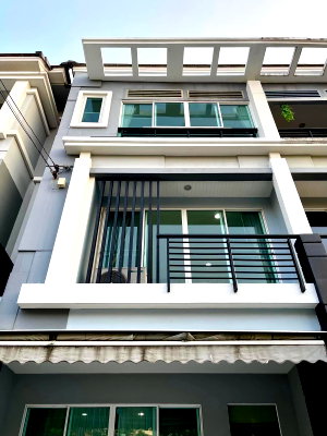 Townhouses for rent Bangkok : #SC16277 📌 Rent | 🟦🟨Baan Klang Mueng Rama 9 - Ramkhamhaeng🟥🟩💬𝑪𝒐𝒏𝒕𝒂𝒄𝒕𝑳𝑰𝑵𝑬:@𝒔𝒆𝒄𝒓𝒆𝒕𝒑𝒓𝒐𝒑𝒆𝒓𝒕𝒚 🔥✨