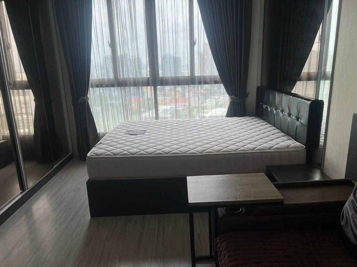 ไอดีโอ โมบิ อีสเกตท์ Studio ชั้น 27 ขนาด 23 ตร.ม. เช่า 14,000 บาท/เดือน พร้อมเข้าอยู่