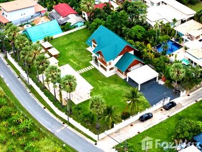 Houses for sale Muang Phuket Phuket : 5 Bedroom Villa for sale in Chalong, Phuket  6685671
