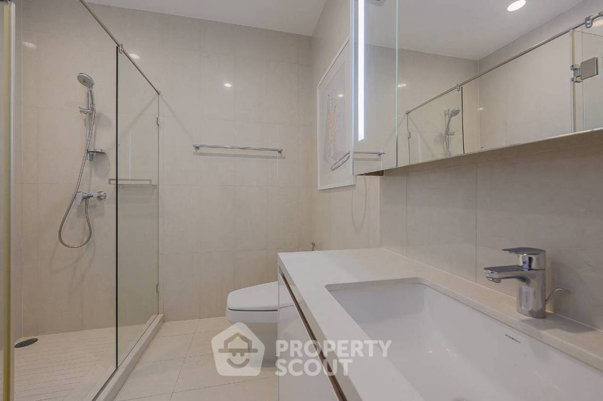 picture Great Value 2-BR Q Langsuan 88 Sqm Near BTS Ratchadamri (ID 3204686) - 20/36