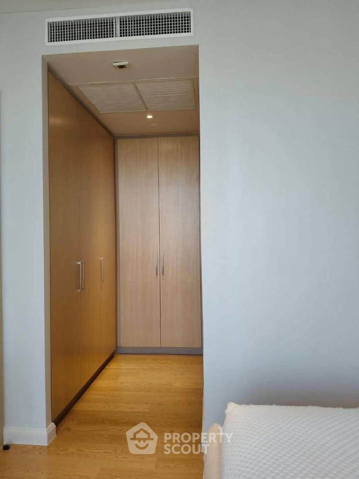 รูป คอนโด 2 ห้องนอน Magnolias Waterfront Residences ใกล้ BTS สะพานตากสิน (ID 3206279) - รูปที่ 11/26