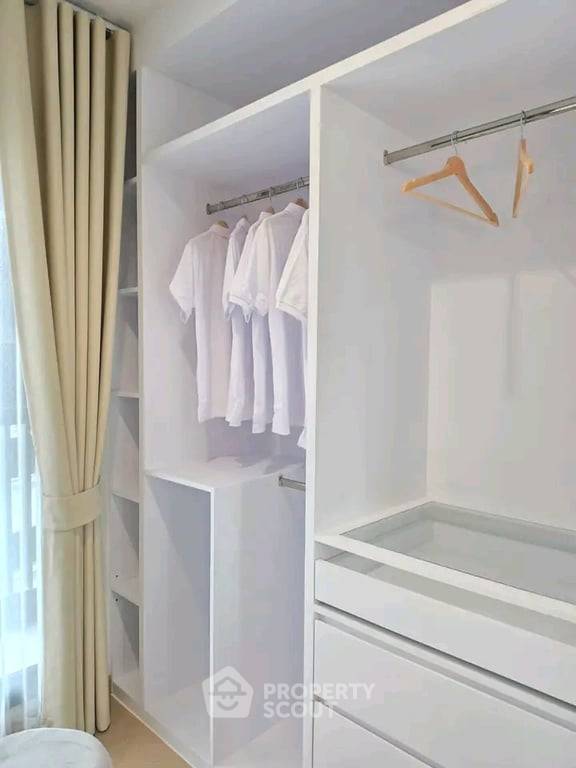 picture 1-BR Life One Wireless Near BTS Phloen Chit (ID 3204549) - 7/10