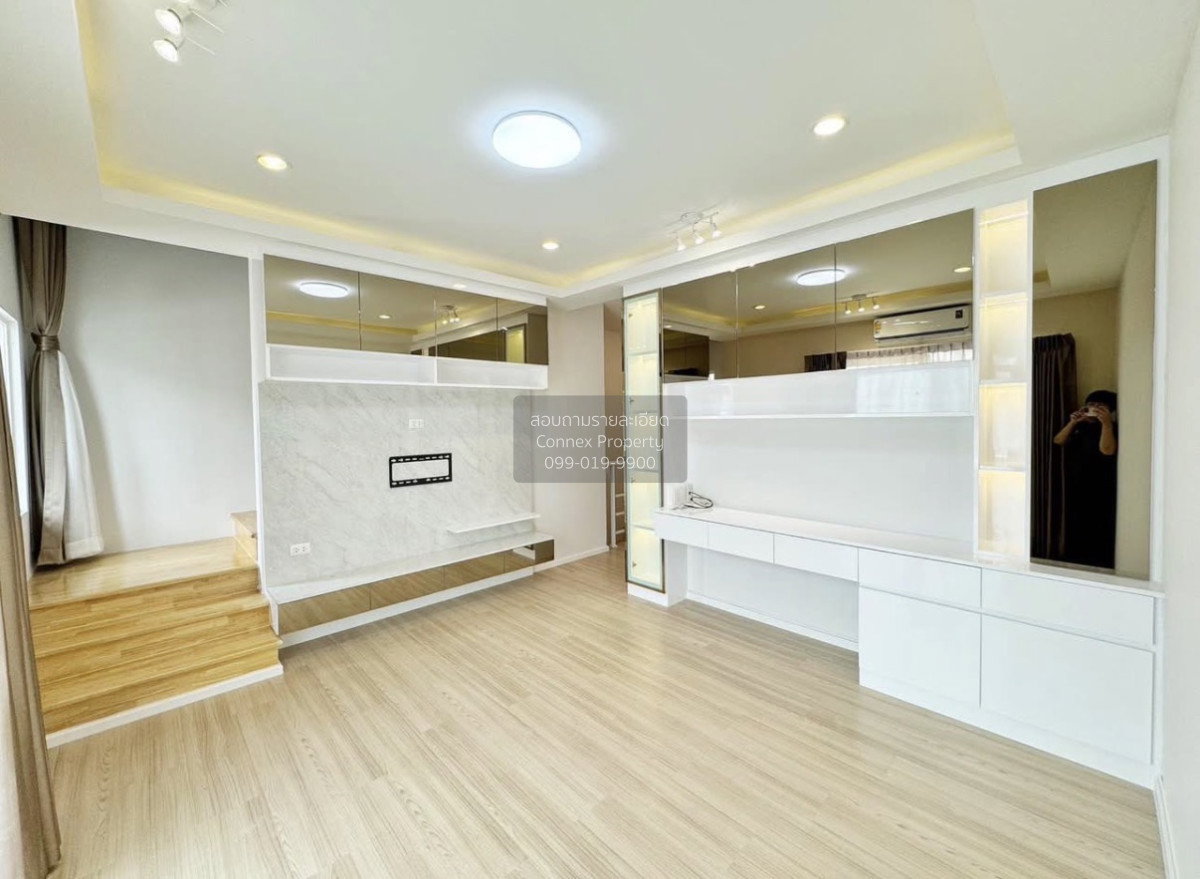 รูป ขายทาวน์เฮ้าส์/ทาวน์โฮม  บ้านกลางเมือง สวนหลวง ห้องมุม หน้ากว้าง รีโนเวทใหม่ หนองบอน เขต ประเวศ กรุงเทพ CX-169408 ✅ ทักไลน์ @connexproperty ตอบทันที ทีมงานมืออาชีพ ✅ - รูปที่ 10/12