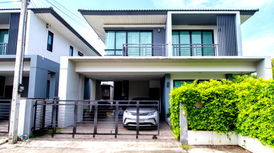 ขายบ้านเดี่ยว : ขายบ้านเดี่ยว 2 ชั้น หลังมุม 54.6 ตร.ว. บิลต์อินทั้งหลัง สกายวิลล์ (Skyville) ใกล้แยกบ้านแลง ระยอง