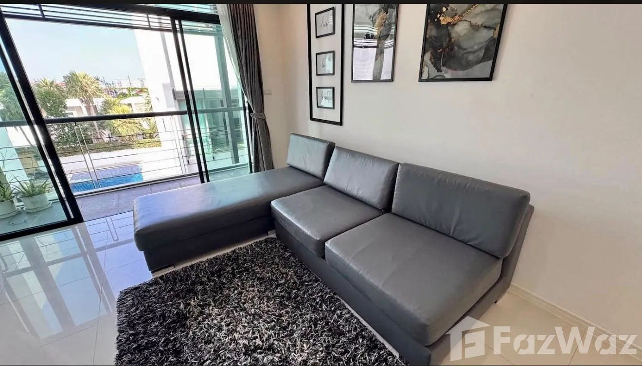 picture 3 Beds - 2 Bath Freehold Condominium 6684602 - 4/23