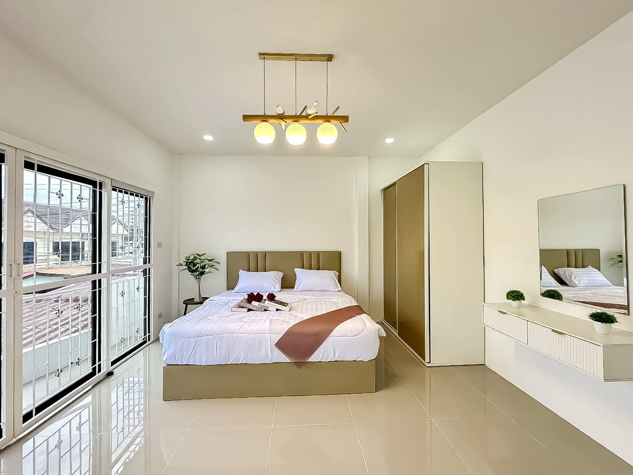 รูป Modern 2Storey Townhouse for Sale Chaiyapruek Pattaya - รูปที่ 7/12