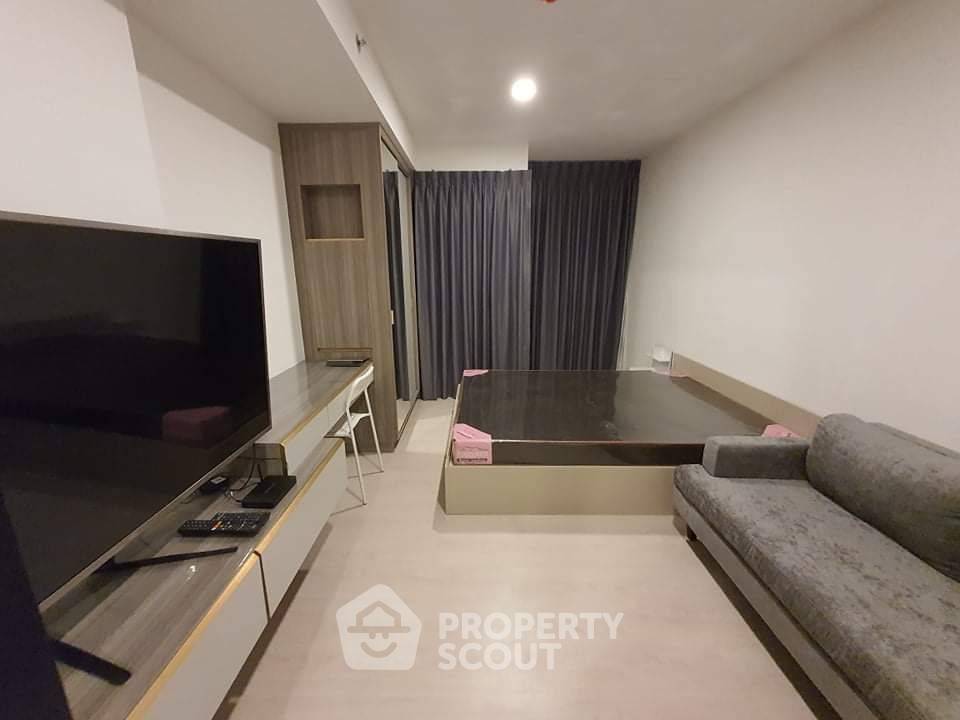 picture 1-BR Condo At Knightsbridge Phaholyothin Interchange (ID 3206282) - 9/16