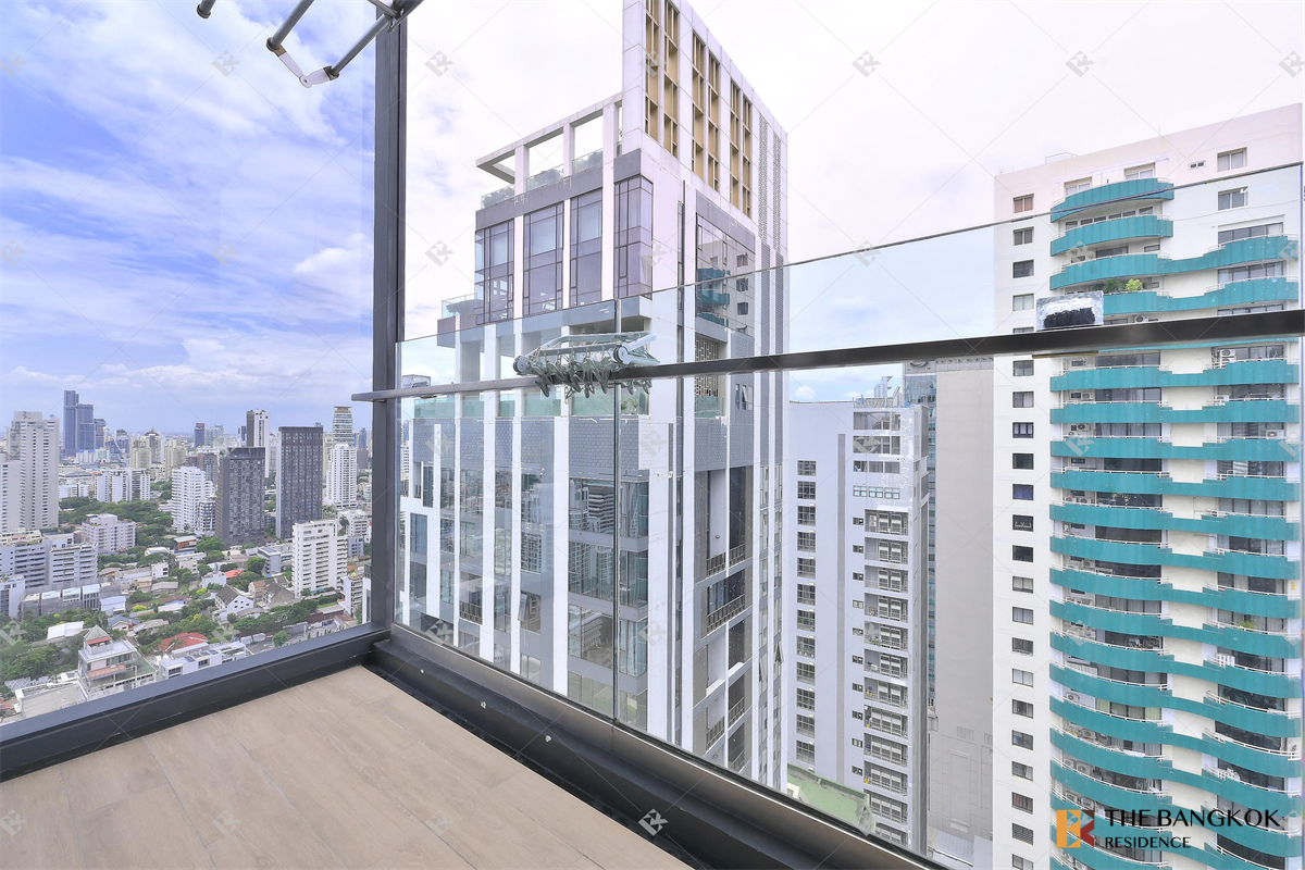 picture Celes Asoke near MRT Sukhumvit Station - 5/10