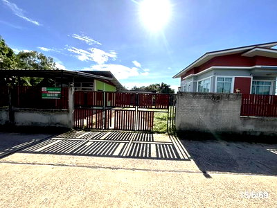 Houses for sale : HOME 200 Sq.w. Muang Si Sa Ket Si Sa Ket for 1.3M