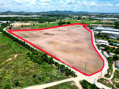 Land for sale Si Racha Chonburi : Land for sale in Bowin, Sriracha, good location, has a future, close to job areas and industrial estates.