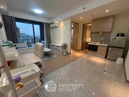 รูปภาพ One-Bedroom Condo At Regal Sathon-Naradhiwas In Sathon (ID 3206858)