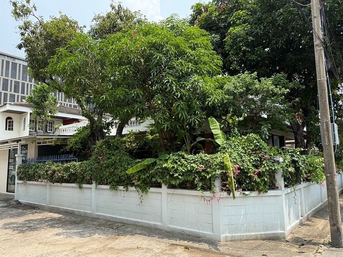 4-bed house for sale, 363 sqm, 90 sq wah, Phaya Thai