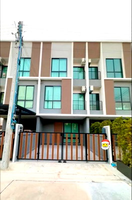 เช่าทาวน์โฮม วิทยาลัยพยาบาลทหารอากาศ : 🏡 ขาย / เช่า Townhome 3 ชั้น NUE Connex House Don Mueang 4 ห้องนอน 4 ห้องน้ำ บ้านทำเลดี โซนหน้า Clubhouse ติดสนามเด็กเล่นและสระว่ายน้ำ