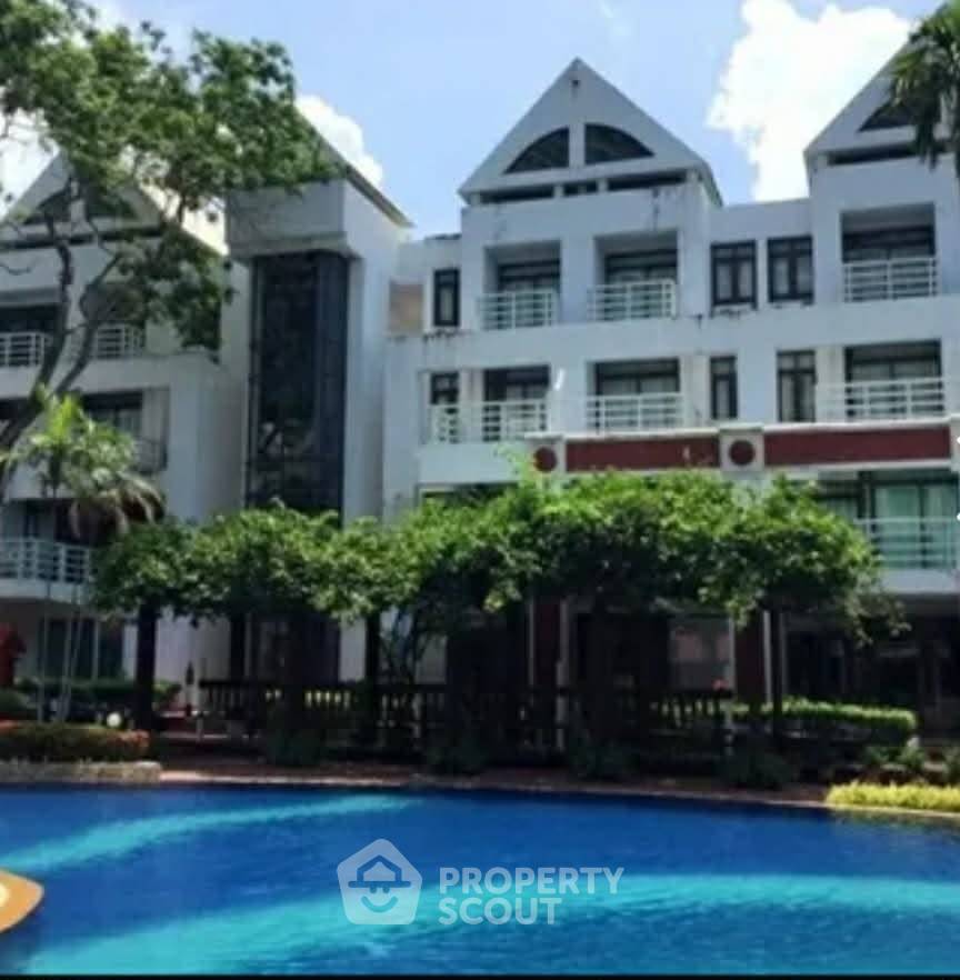 รูป คอนโด 1 ห้องนอน ขนาด 95 ตร.ม. Metro Jomtien Condotel ขาย (ID 3208786) - รูปที่ 11/21