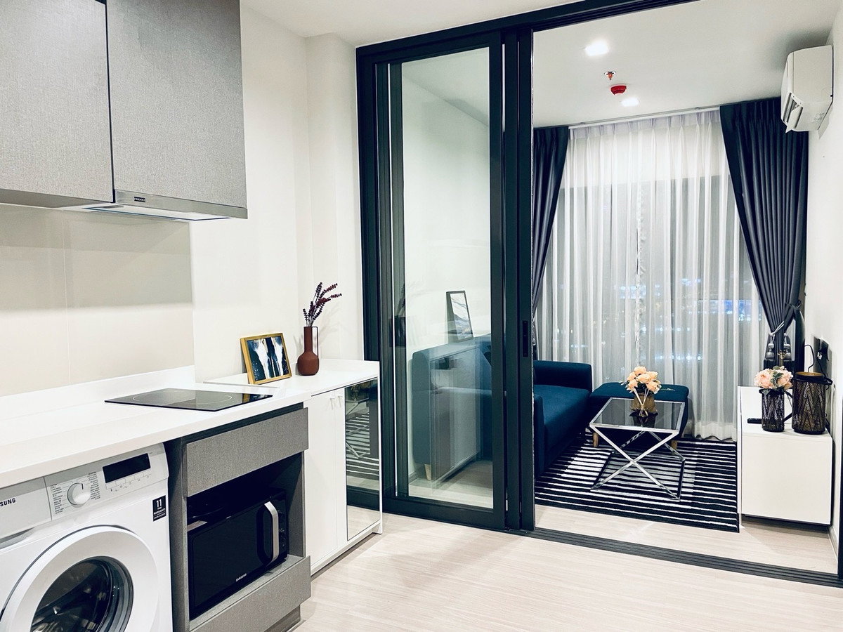 Life asoke hype 35sqm 🍁 18,000 THB 