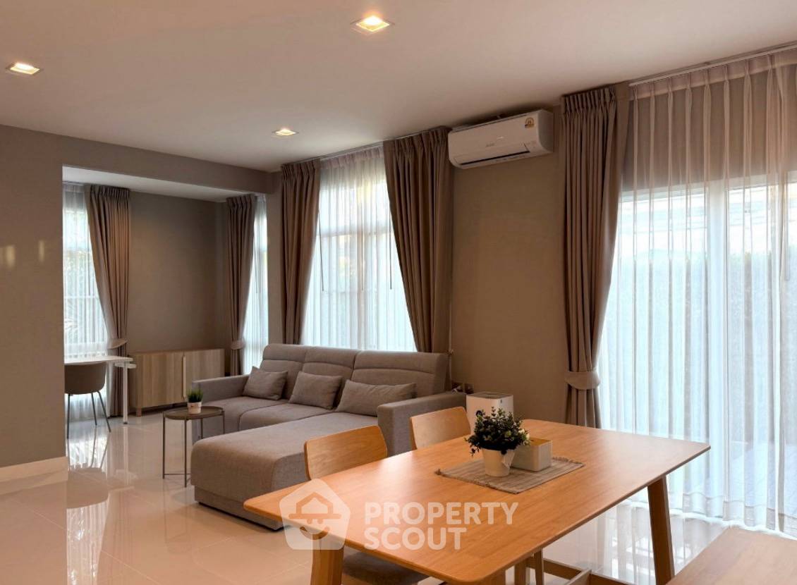 รูป บ้านเดี่ยว 4 ห้องนอน Mantana Onnut-Wongwaen 5 ย่านดอกไม้ (ID 3205222) - รูปที่ 4/10
