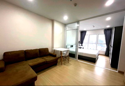 Condos for rent : Rent a beautiful, ready-to-move-in Supalai Veranda Ramkhamhaeng condo, near The Mall Bangkapi. Interested? Add me on Line: @841qqlnr