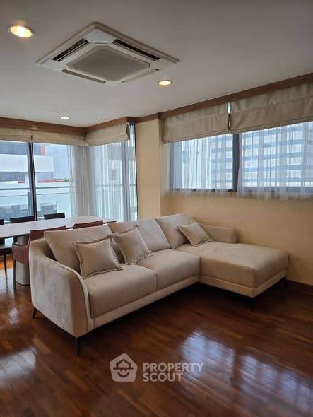 picture 2-BR Condo at New House Condominium near BTS Chit Lom (ID 3206576) - 1/9