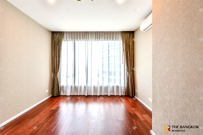 Condos for rent : Menam Residences