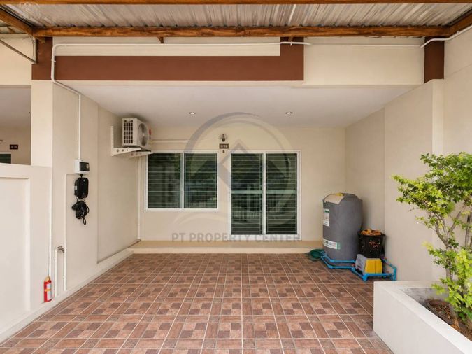 3-bed townhouse for sale, 180 sqm, 25.9 sq wah, Baan Ploynakara Place