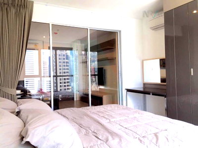 Condos for rent : 🎊 For Rent Condo RHYTHM  SATHORN - NARATHIWAS Building 1, Floor 24,1 bed room, Room size 38 sqm