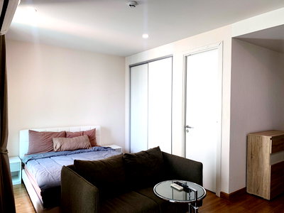 Condos for rent 700 Year Sports Arena Chiang Mai : Available * The Nimmana condo for rent ! 13,000THB/month Tel. +66823899314 (Boo)