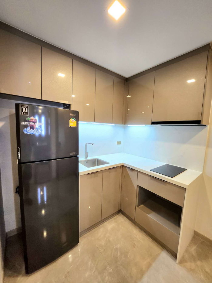 รูป ให้เช่า One9Five 1 ห้องนอน ชั้น 35 ตกแต่งครบพร้อมอยู่ เดินไป MRT พระราม 9 ได้ใน 2 นาที สนใจติดต่อ Line: rebecca.w77 - รูปที่ 3/18