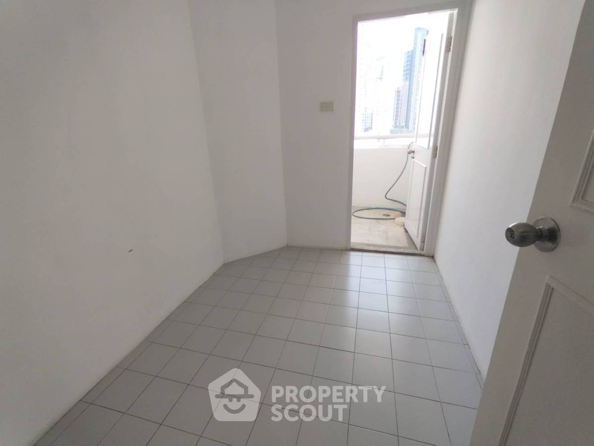 รูป คอนโด 2 ห้องนอน 120 ตร.ม. The Waterford Park Sukhumvit 53 ใกล้ BTS ทองหล่อ (ID 933876) - รูปที่ 28/30