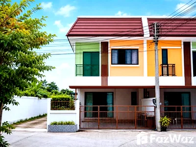 Townhouses for sale Chonburi : 3 Bedroom Townhouse for sale at The Delight Cozy 6688886