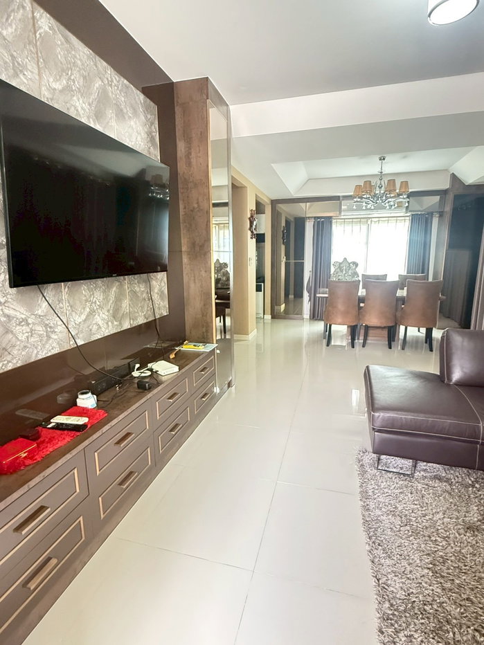 picture Siwalee Korat for sale urgenly - 2/14