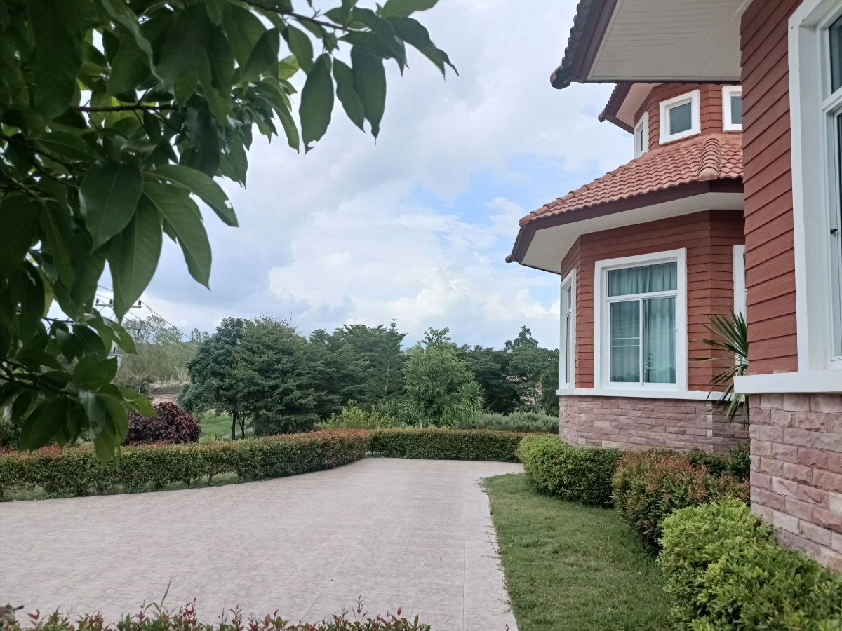 รูป ขายบ้านชั้นเดียวพร้อมที่ดิน บ้านสไตล์โมเดริน์ ต.ขนงพระ อ. ปากช่อง เนื้อที่ 269 ตรว. ราคา 15 ลบ. - รูปที่ 3/18