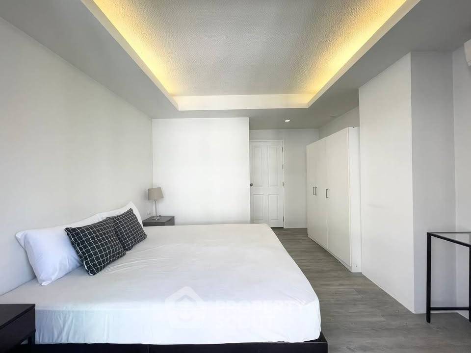 picture 2-BR Condo at Waterford Sukhumvit 50 Condominium near BTS On Nut (ID 3210406) - 12/17