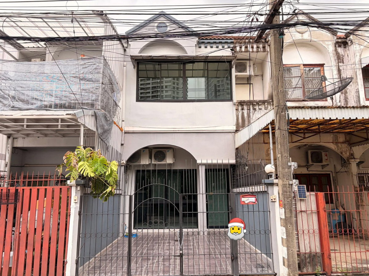 🏡 ให้เช่า Townhouse 2 ชั้น รีโนเวทใหม่ ซอยพหลโยธิน 23 จตุจักร 2 ห้องนอน 2 ห้องน้ำ บ้านเปล่า ทำเลใจกลางจตุจักร