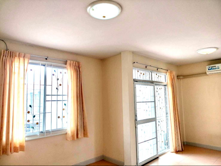 picture Townhouse for Rent Ruenruedee Rangsit - Klong4 - 18/19