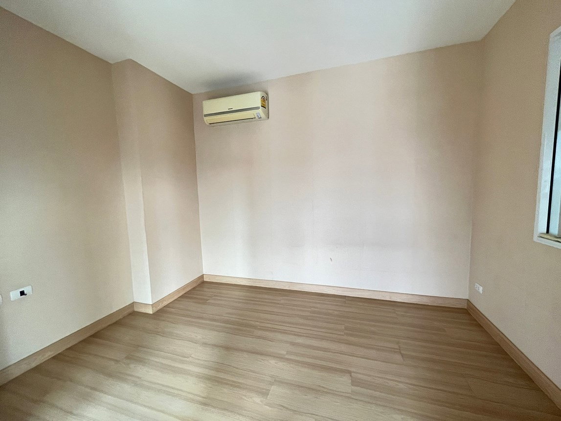 รูป 🔥 ขายด่วน! คอนโดราคาพิเศษ แอปเปิ้ล คอนโด สุขุมวิท-แบริ่ง | Apple Condo Sukhumvit-Bearing | ใกล้ BTS แบริ่ง - รูปที่ 3/6