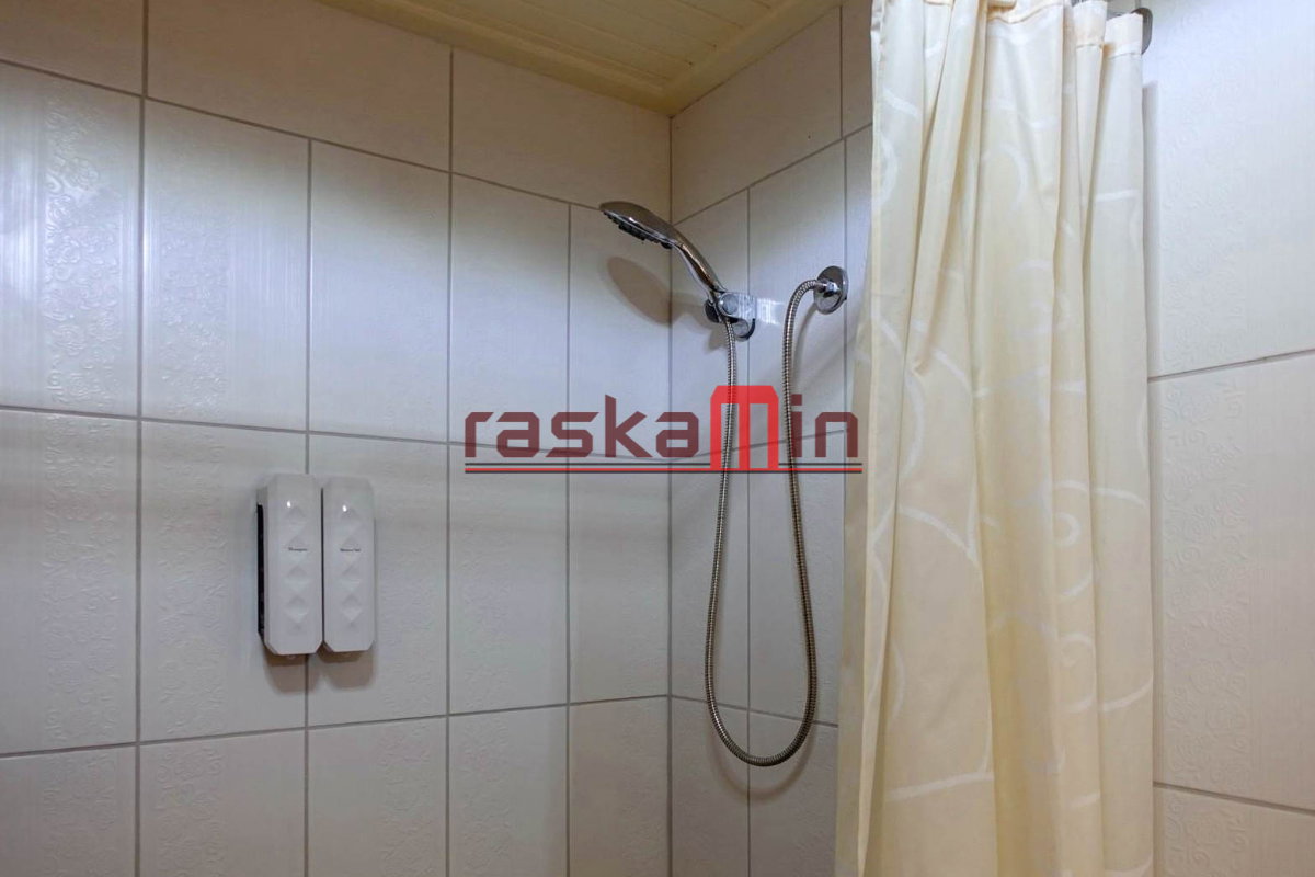 รูป ซิลเวอร์ บีช คอนโดมิเนียม วงศ์อมาตย์ | ห้องใหญ่ 3 นอน 4 น้ำ 250 ตร.ม. ชั้น 18 | เช่า 120k/เดือน - รูปที่ 21/33