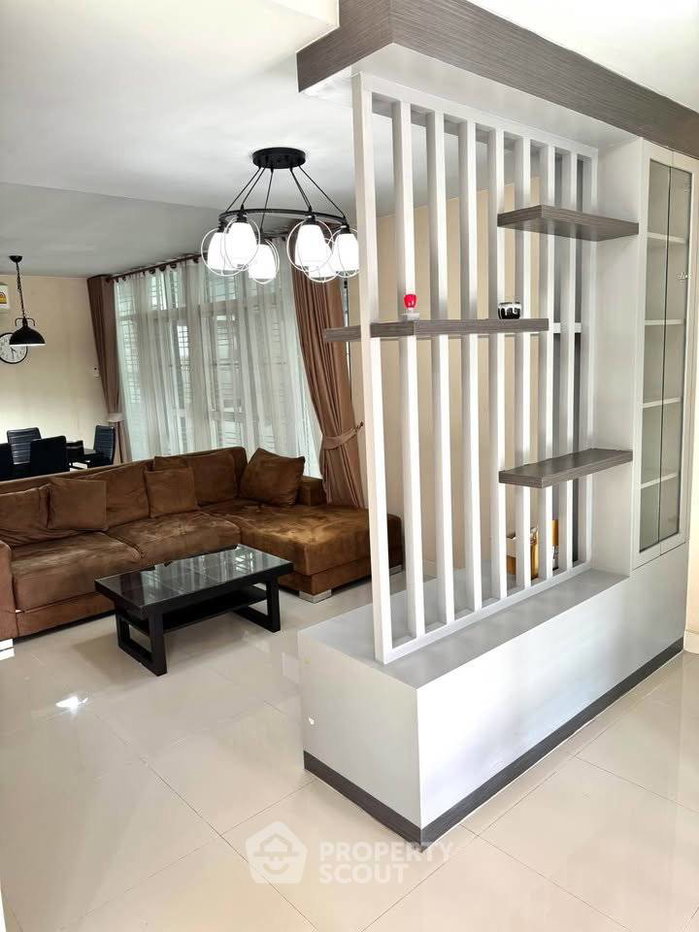 รูป บ้าน 4 ห้องนอน ขนาด 185 ตร.ม. ในโครงการ Areeya Como Bangna - Wongwaen (ID 3205220) - รูปที่ 6/17