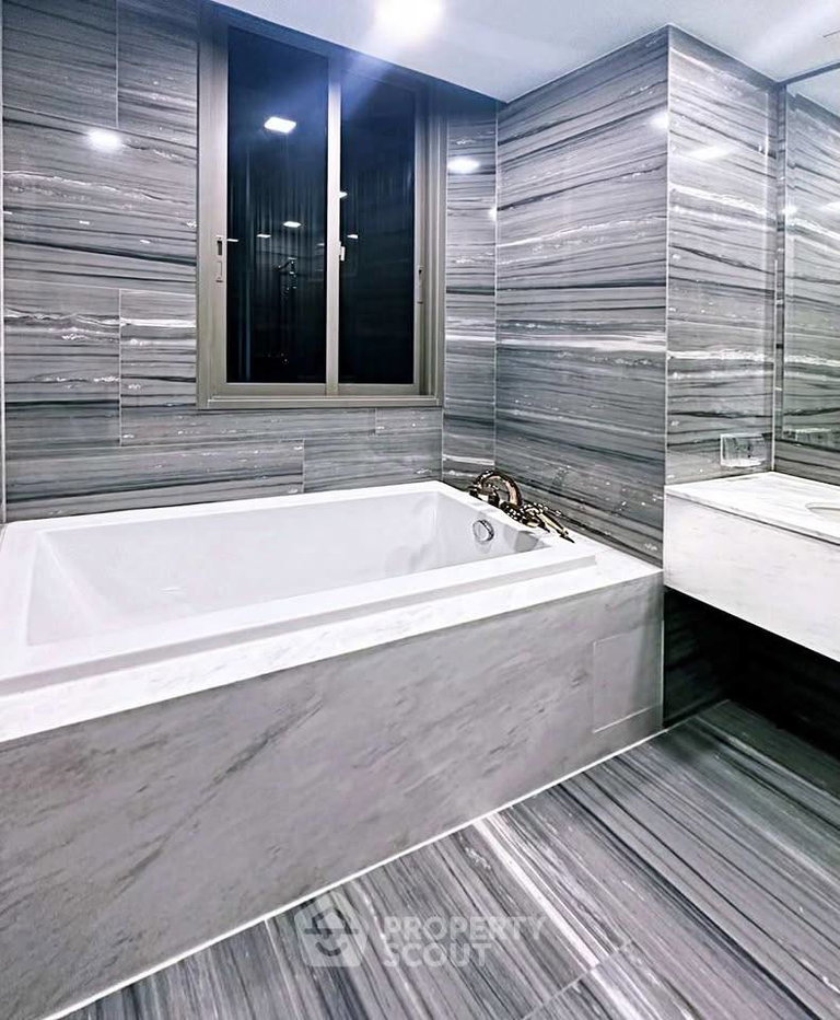 picture 2-BR Condo at Ashton Residence 41 near BTS Phrom Phong (ID 3209222) - 5/8