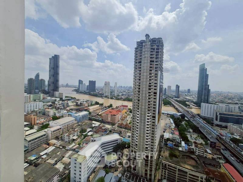 รูป คอนโด 1 ห้องนอน ชั้น 31 Rhythm Sathorn ใกล้ BTS Saphan Taksin (ID 3210247) - รูปที่ 2/8