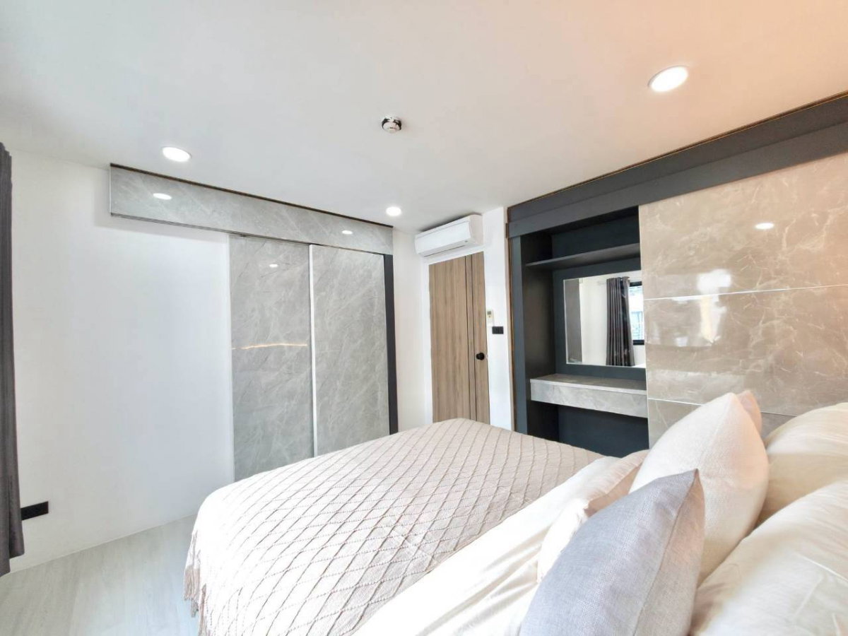 picture Ratchaporn Place For Sell WR-04749 - 6/16