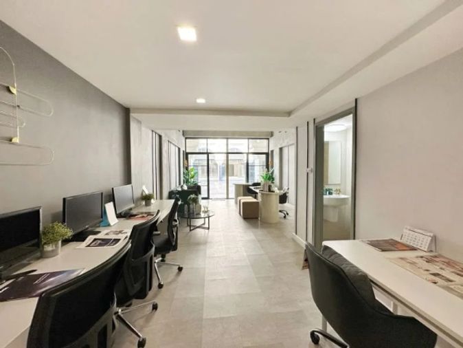 3-bed home office for sale, 163 sqm, 21 sq wah, Pom Prap Sattru Phai
