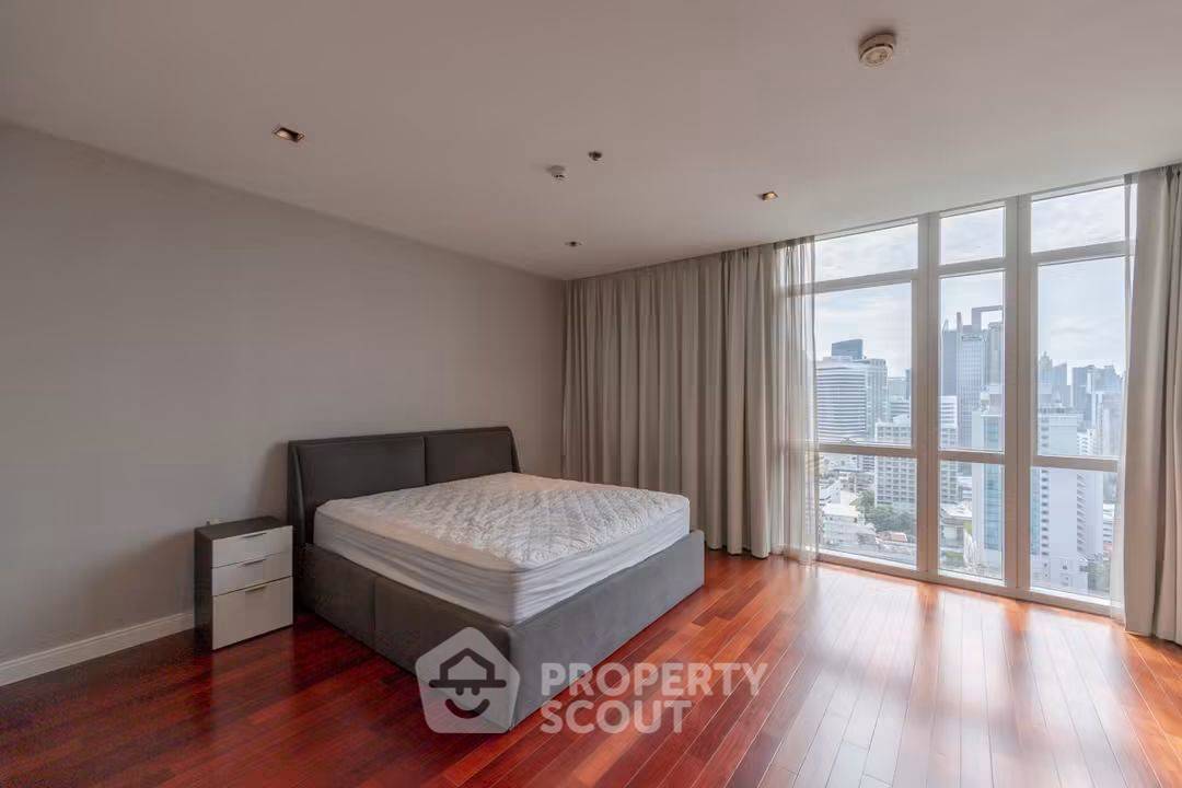 รูป ใกล้ BTS เพลินจิต 200 ม. | คอนโด 4 ห้องนอน 215 ตร.ม. Athenee Residence (ID 3212948) - รูปที่ 11/13