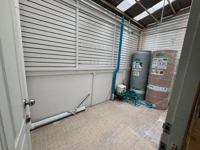 4-bed townhouse for rent, 320 sqm, 30 sq wah, Baan Klang Krung Sathorn-Narathiwas