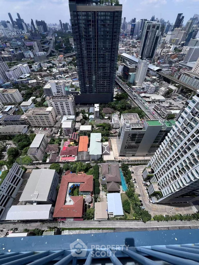 picture 2-BR Condo at XT Phayathai near BTS Phaya Thai (ID 2189702) - 11/22